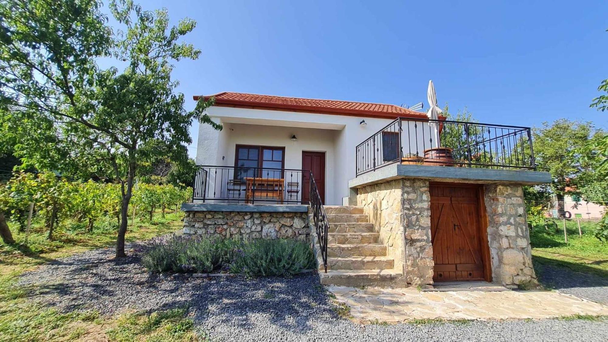 Jera Pince Es Vendeghaz Villa Somlovasarhely Dış mekan fotoğraf