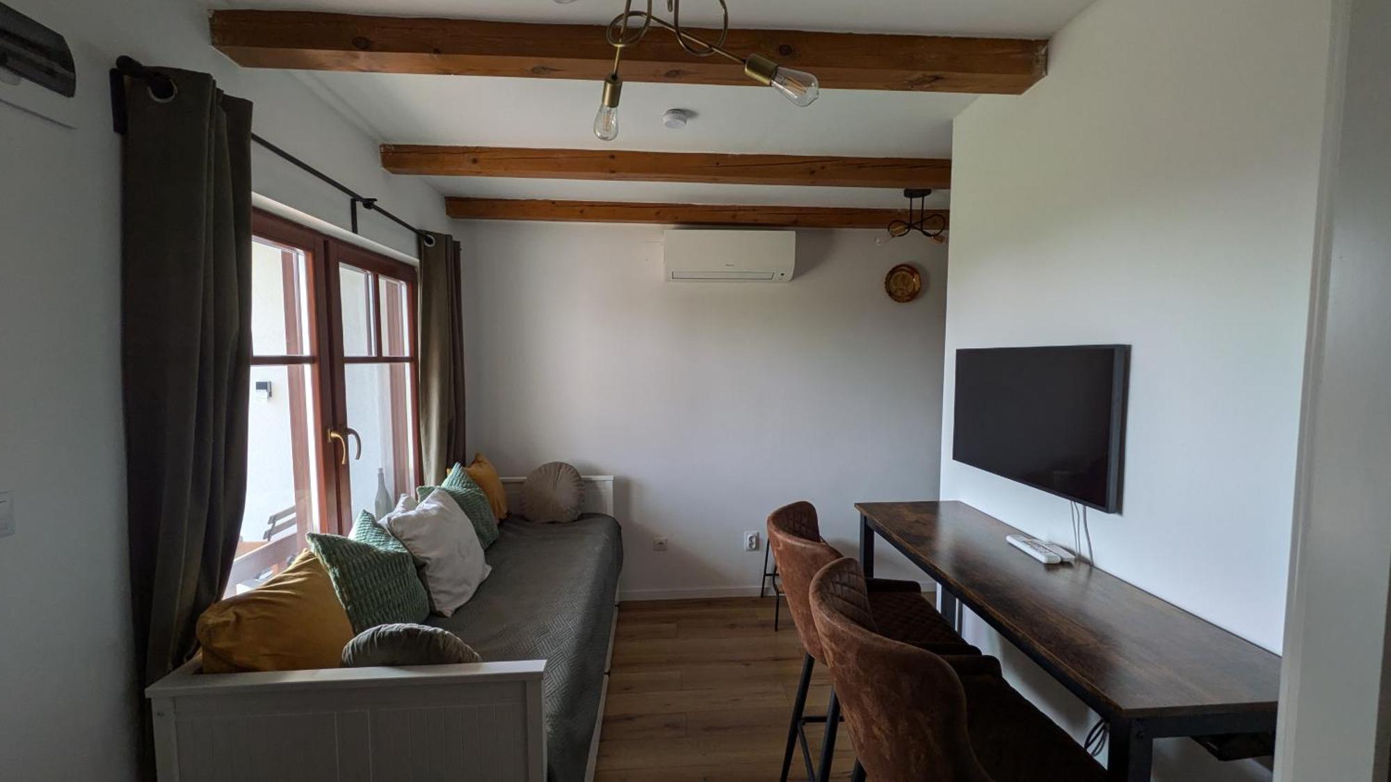 Jera Pince Es Vendeghaz Villa Somlovasarhely Dış mekan fotoğraf